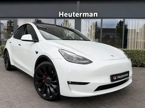 Tesla Model Y Performance AWD/Pano/Trekhaak/95%SOH