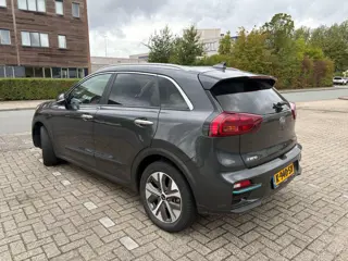 Foto 19 van Kia e-Niro ExecutiveLine 64 kWh | Schuifdak | Leder | Memory Seats | Stoelverwarming & Ventilatie |