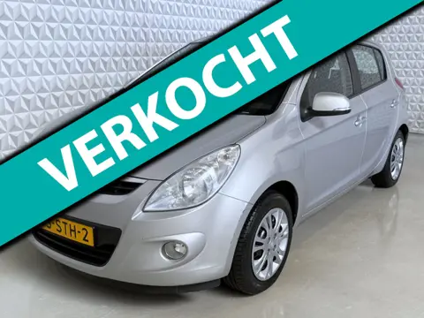 Hyundai I20 1.2i i-Motion AIRCO / APK én TREKHAAK (2011)