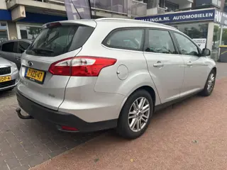 Foto 14 van Ford FOCUS Wagon 1.0 EcoBoost Edition Plus navigatie airco/ecc nieuwe riem