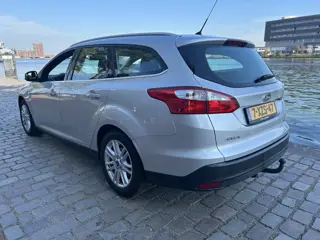 Foto 11 van Ford FOCUS Wagon 1.0 EcoBoost Edition Plus navigatie airco/ecc nieuwe riem
