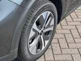 Foto 30 van Kia E-Niro DynamicLine 64 kWh|FASE 3|SOH 100%|CAMERA|LEDER|1EIG|DEALER OND|ADAPT. CRUISE CTRL|LANE A