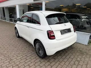 Foto 13 van Fiat 500 Icon 42 kWh