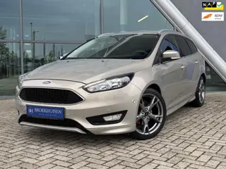 Foto 17 van Ford Focus Wagon 1.0 Titanium 125pk Trekhaak / Camera / Cruise Control
