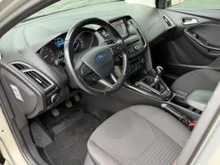 Foto 15 van Ford Focus Wagon 1.0 Titanium 125pk Trekhaak / Camera / Cruise Control