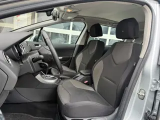 Foto 13 van Peugeot 308 1.6 THP XT|Automaat|Trekhaak|Clima|Pano|