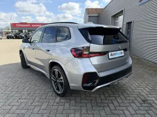 Foto 14 van BMW X1 sDrive20i M Sport Panoramadak Stuurwielverwarming Massage 19 Inch Keyless Entry ACC Harman-Ka