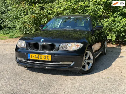 BMW 1-serie 116i | Airco + Stoelverwarming Nu € 1.750,- !!!