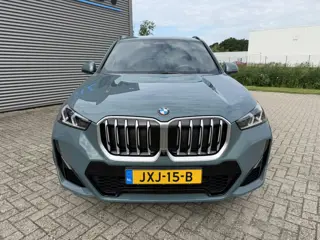 Foto 19 van BMW X1 xDrive23i M Sport Panoramadak Trekhaak Head-Up Display Leder ACC Stoelverwarming Harman-Kardo