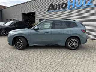 Foto 14 van BMW X1 xDrive23i M Sport Panoramadak Trekhaak Head-Up Display Leder ACC Stoelverwarming Harman-Kardo