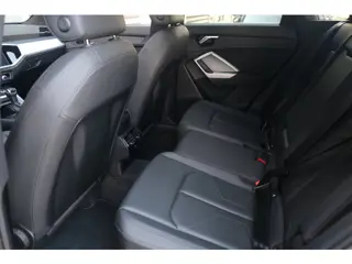 Foto 19 van Audi Q3 45 TFSI e S-Line 245 PK Pano Leder Black Pack Led Navi Virtual