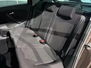 Foto 17 van Volkswagen Polo 1.2 TSI BlueMotion Edition+ /Clima/Cruise/BOTS/Stoelverwarming/LMV