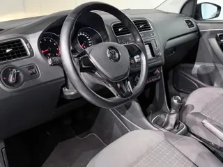 Foto 15 van Volkswagen Polo 1.2 TSI BlueMotion Edition+ /Clima/Cruise/BOTS/Stoelverwarming/LMV