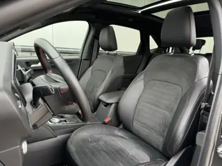 Foto 15 van Ford Kuga 2.5 PHEV ST-Line X | Panoramadak | Elek. trekhaak | Carplay | BLIS | B&O