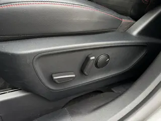 Foto 11 van Ford Kuga 2.5 PHEV ST-Line X | Panoramadak | Elek. trekhaak | Carplay | BLIS | B&O