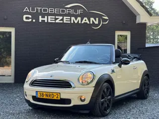 Mini Cabrio 1.6 One Anniversary Leder zwarte velgen