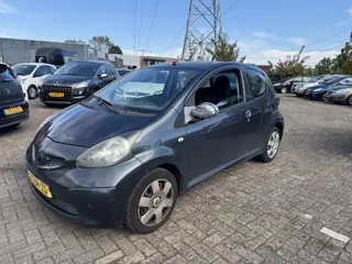 Foto 9 van Toyota Aygo 1.0-12V (bj 2008)