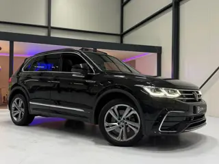 Foto 18 van Volkswagen Tiguan 1.4 TSI eHybrid 245 PK 3x R-Line Aut.| Pano | Virtual |Camera | Matrix | Keyless |