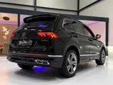 Foto 22 van Volkswagen Tiguan 1.4 TSI eHybrid 245 PK 3x R-Line Aut.| Pano | Virtual |Camera | Matrix | Keyless |