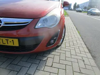 Foto 11 van Opel Corsa 1.3 CDTi EcoFlex S/S Anniversary Edition