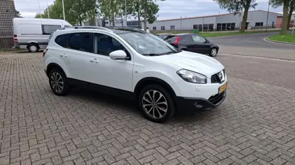 Foto 11 van NISSAN QASHQAI+2 2.0 Tekna 7 persoons