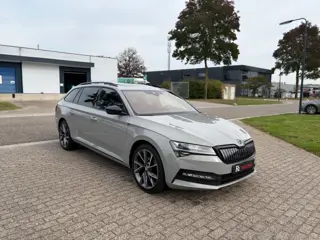 SKODA SUPERB Combi 1.4 TSI iV Sportline Pano Virtual Memory