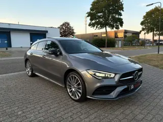 MERCEDES-BENZ CLA-KLASSE 250e AMG Distronic+ HUD Pano Burmester