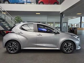 Foto 16 van Toyota Yaris 1.5 Hybrid Dynamic (bj 2023, automaat)