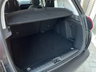 Foto 15 van Peugeot 2008 1.2 PureTech Blue Lion | 'Hoge instap' | 1e Eig | NL Auto