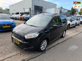 Ford Tourneo Courier 1.0 Titanium, Airco, Trekhaak, Cruise Control, Dubbele schuifdeur, NAP, APK 10-