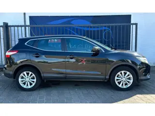 Foto 16 van Nissan Qashqai 1.2 Acenta / CAMERA / STOELVERWARMING / NAVIGATIE / TREKHAAK