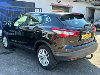 Foto 15 van Nissan Qashqai 1.2 Acenta / CAMERA / STOELVERWARMING / NAVIGATIE / TREKHAAK