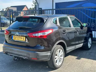 Foto 14 van Nissan Qashqai 1.2 Acenta / CAMERA / STOELVERWARMING / NAVIGATIE / TREKHAAK