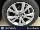 Foto 28 van Mazda CX-30 2.0 e-SkyActiv-X M Hybrid Sportive | Camera | Stoel-/Stuurverwarming | Adaptive Cruise