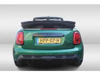 Foto 16 van MINI Cabrio 1.5 Cooper John Cooper Works l Britisch racing green l Chester bruin leer l PDC l Stoelv