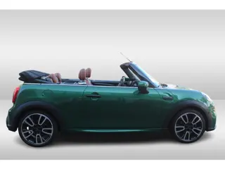Foto 18 van MINI Cabrio 1.5 Cooper John Cooper Works l Britisch racing green l Chester bruin leer l PDC l Stoelv