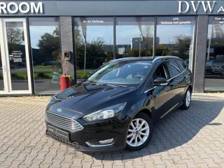 Foto 12 van Ford Focus Wagon 1.0 Titanium, Winterpakket
