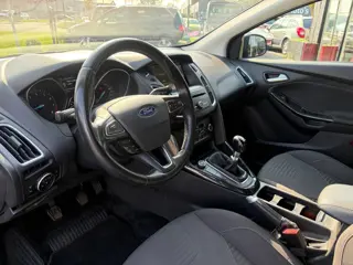 Foto 18 van Ford Focus Wagon 1.0 Titanium, Winterpakket