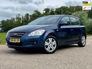 Kia Cee'd 2.0 X-ecutive 5DRS 63.000KM NAP AIRCO Half-Leder-Int Goed-Onderhouden