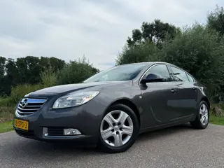 Opel Insignia 1.4 Turbo EcoFLEX Business Edition Navi 2e Eigenaar Trekhaak Clima 17" Velgen PDC Crui