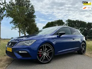 Seat Leon SC 2.0 TSI CUPRA 300 | Panoramadak | Apple CarPlay/Android Auto | Leder | 19" Velgen | Cli