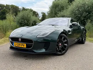 Jaguar F-TYPE 2.0T R-Dynamic / Panoramadak / Meridian / Camera / Alcantara bekleding / Keyless entry