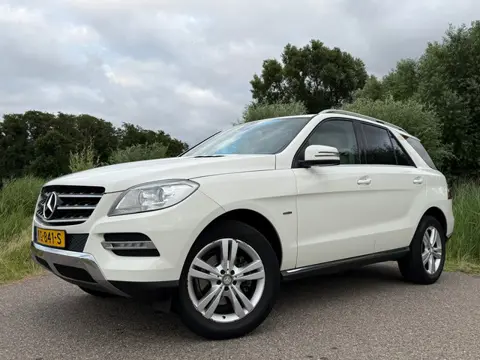 Mercedes-Benz M-klasse 350 Automaat | Schuif-/Kanteldak | Leder | Clima | Stoelverwarming | Navi | 1