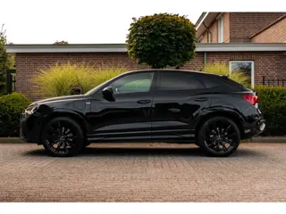 Foto 18 van Audi Q3 Sportback 45 TFSI e Advanced Edition S-Line 1e Eig Ambiance Camera Keyless 21'' ABT