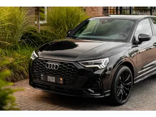 Foto 13 van Audi Q3 Sportback 45 TFSI e Advanced Edition S-Line 1e Eig Ambiance Camera Keyless 21'' ABT