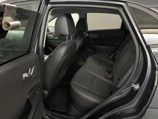 Foto 18 van Hyundai Kona EV Premium 64 kWh | Slechts 33.500 KM| SOH 95,3 % | Volledig Dealeronderhouden |
