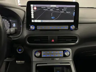 Foto 11 van Hyundai Kona EV Premium 64 kWh | Slechts 33.500 KM| SOH 95,3 % | Volledig Dealeronderhouden |