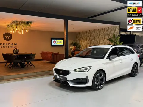 CUPRA Leon Sportstourer 1.4 e-Hybrid VZ Copper 94%SOH 245PK Garantie|BTW|ACC|Elect Trekhaak|Sfeerver