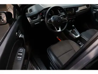 Foto 16 van Renault Captur MHEV 140pk EDC Automaat Intens (bj 2021)