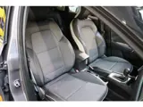 Foto 24 van Renault Captur MHEV 140pk EDC Automaat Intens (bj 2021)